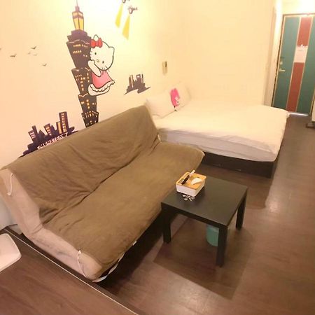 Happines Trip Inn Тайчжун Экстерьер фото
