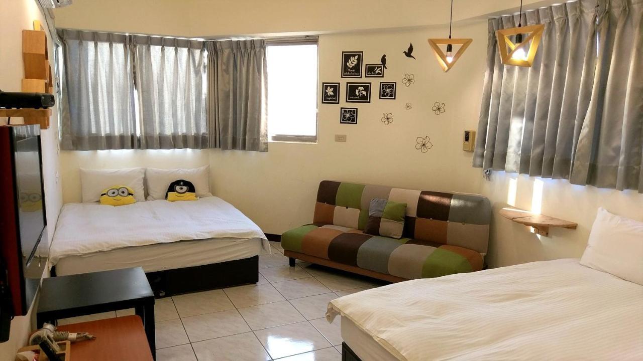 Happines Trip Inn Тайчжун Экстерьер фото
